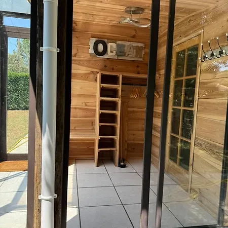 La Maison De La Foret Et Son Jaccuzy Бискаррос