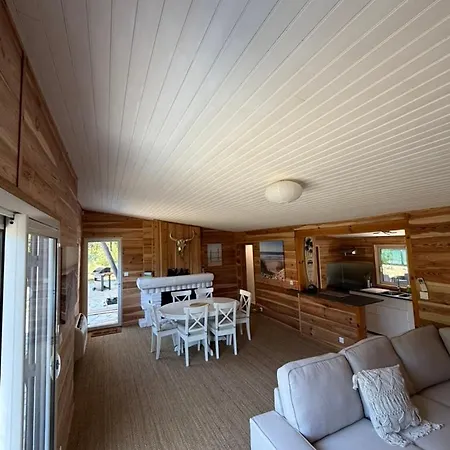 La Maison De La Foret Et Son Jaccuzy Дом отдыха *