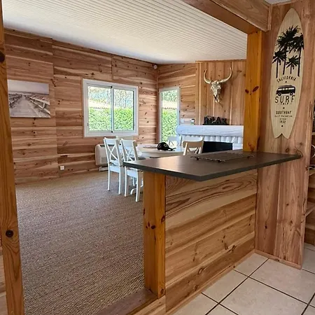 La Maison De La Foret Et Son Jaccuzy Бискаррос